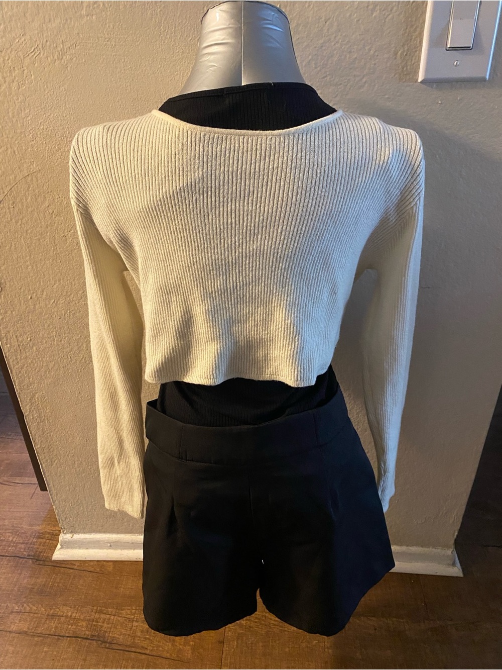 Ivory Cropped Ribbed Sweater with Beaded Fringe - Picture 3 of 3